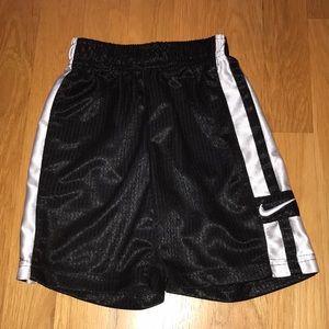 Nike Boys toddler shorts